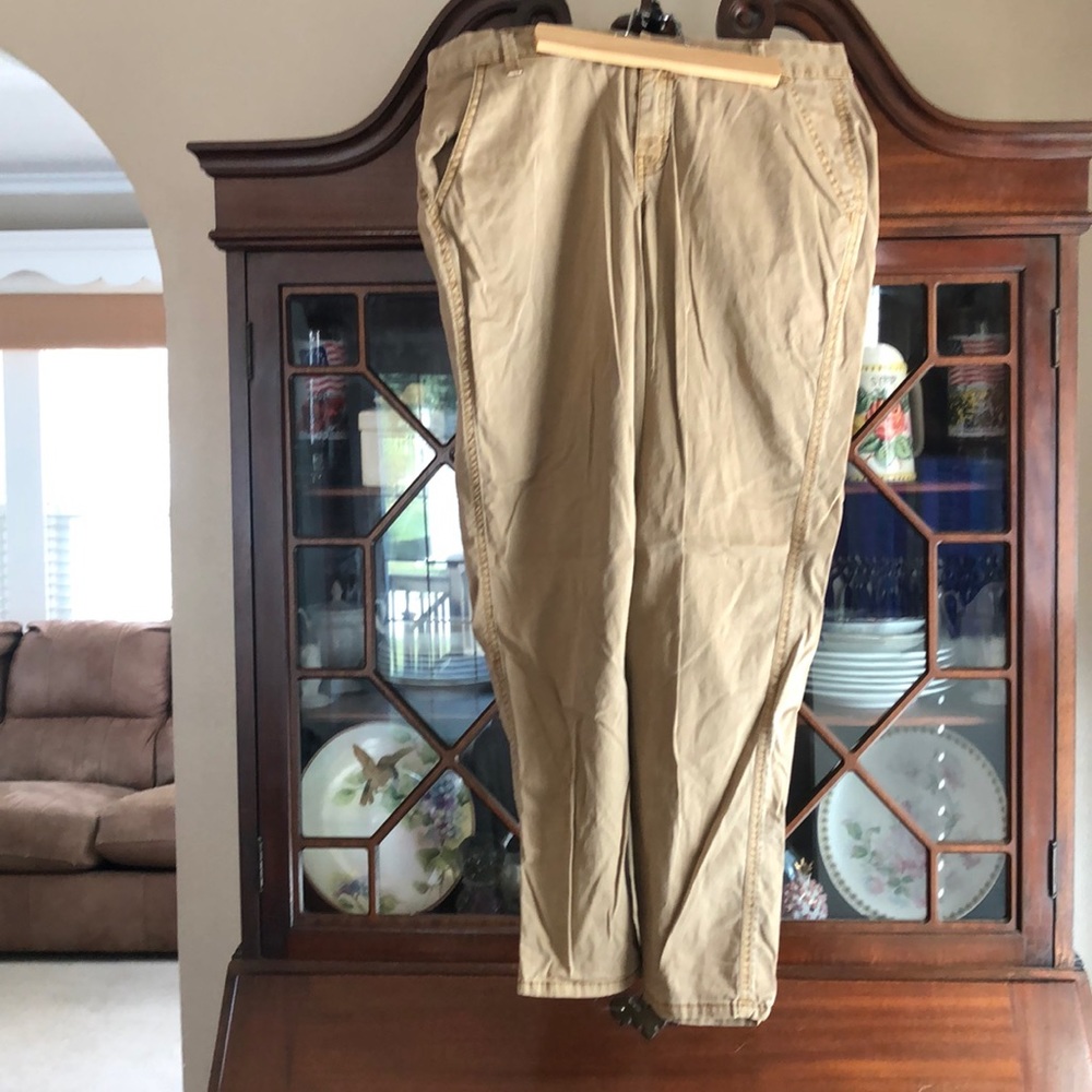 Sonoma capri pants